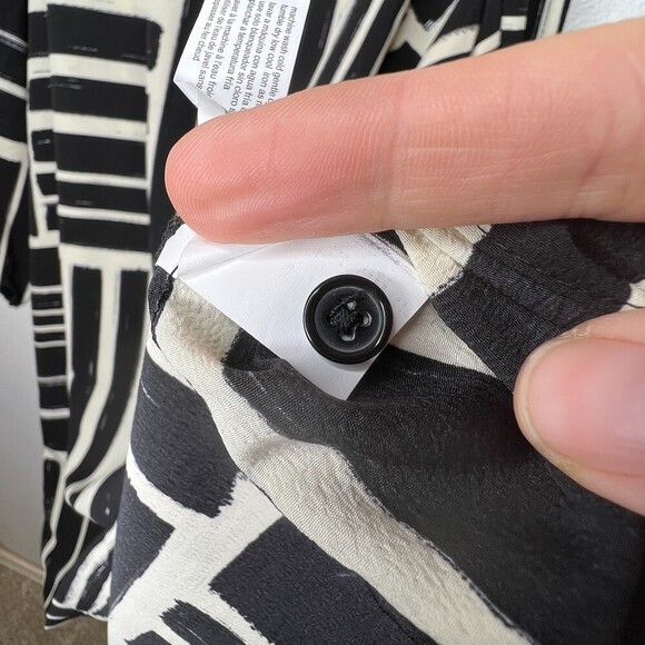 ELOQUII PUFF SLEEVE EASY TEE DRESS black and cream NWT SIZE 26 - Picture 8 of 12